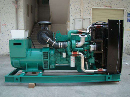 枫木镇1100kw康明斯柴油发电机组图片 枫木镇1100kw康明斯柴油发电机组图片